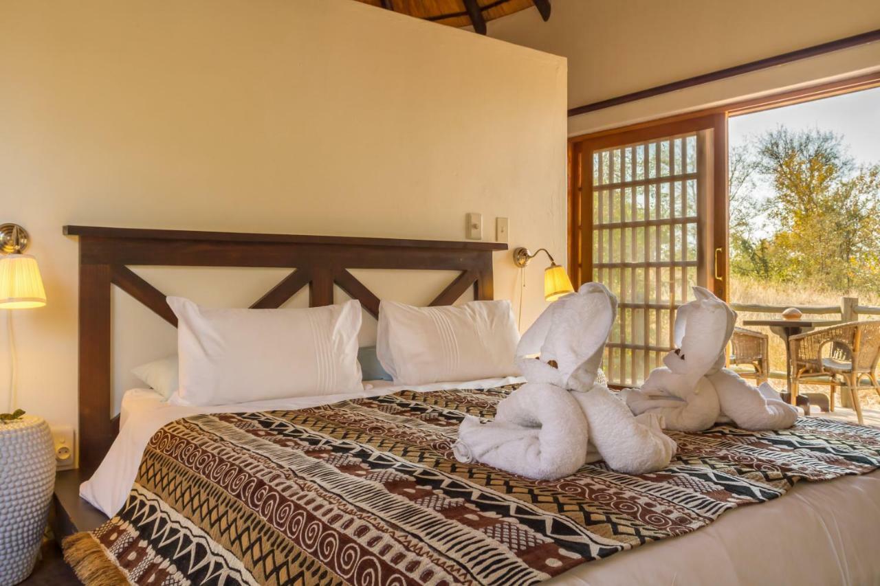 Mbizi Bush Lodge Grietjie Game Reserve Bagian luar foto